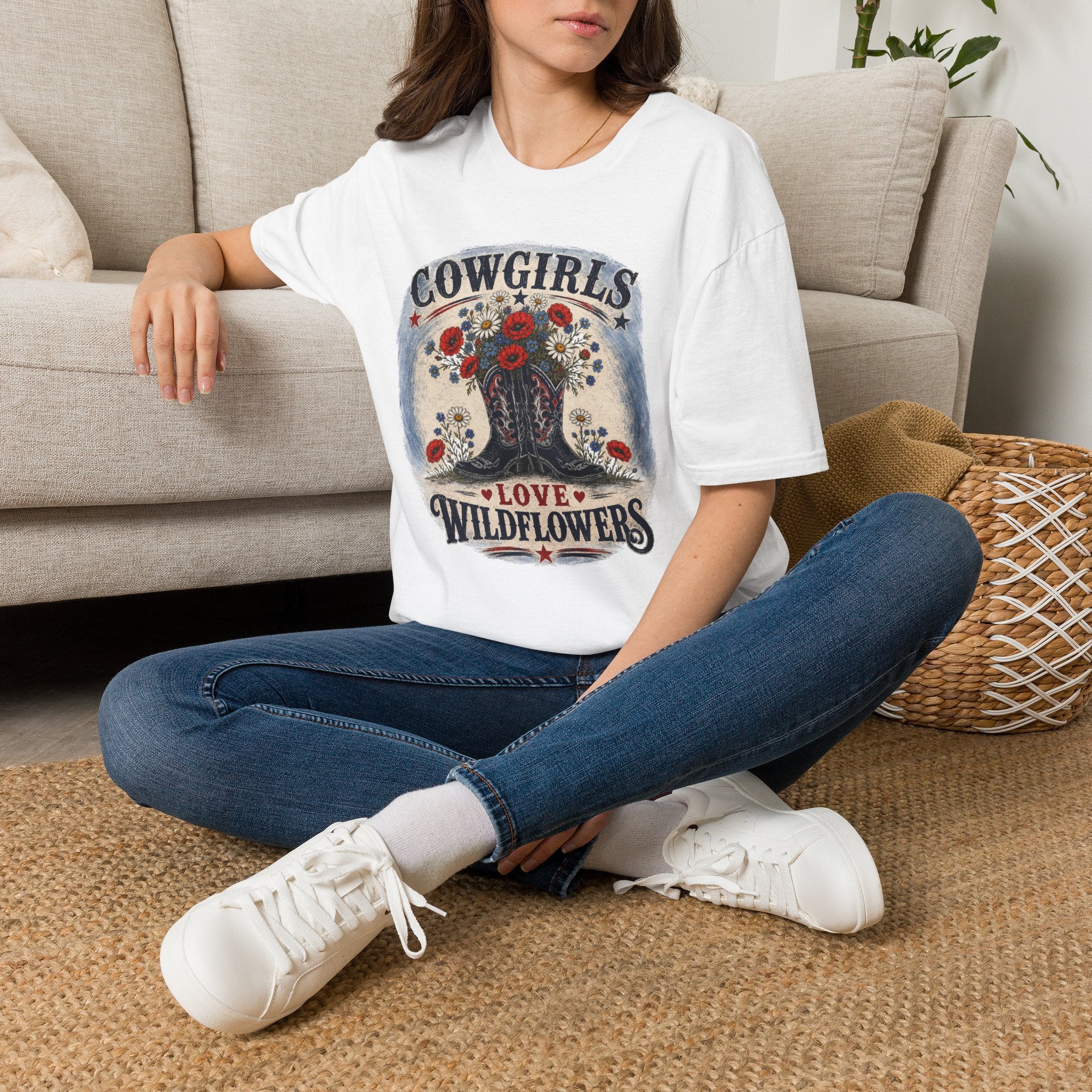 Cowgirls Love Wildflowers - Women's T-shirt