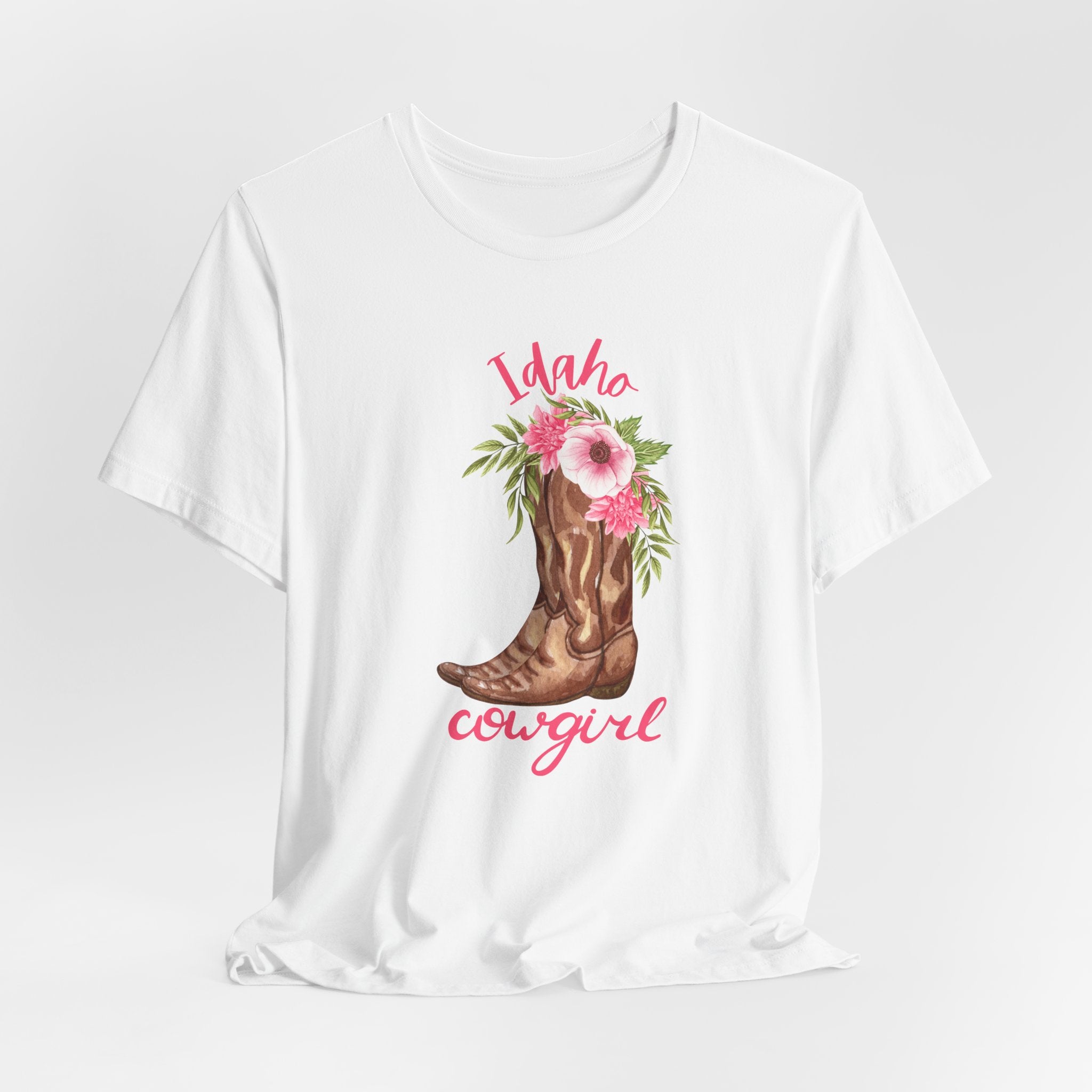 Idaho Cowgirl Graphic Tee | Stylish Unisex Short Sleeve Shirt for Western Lovers