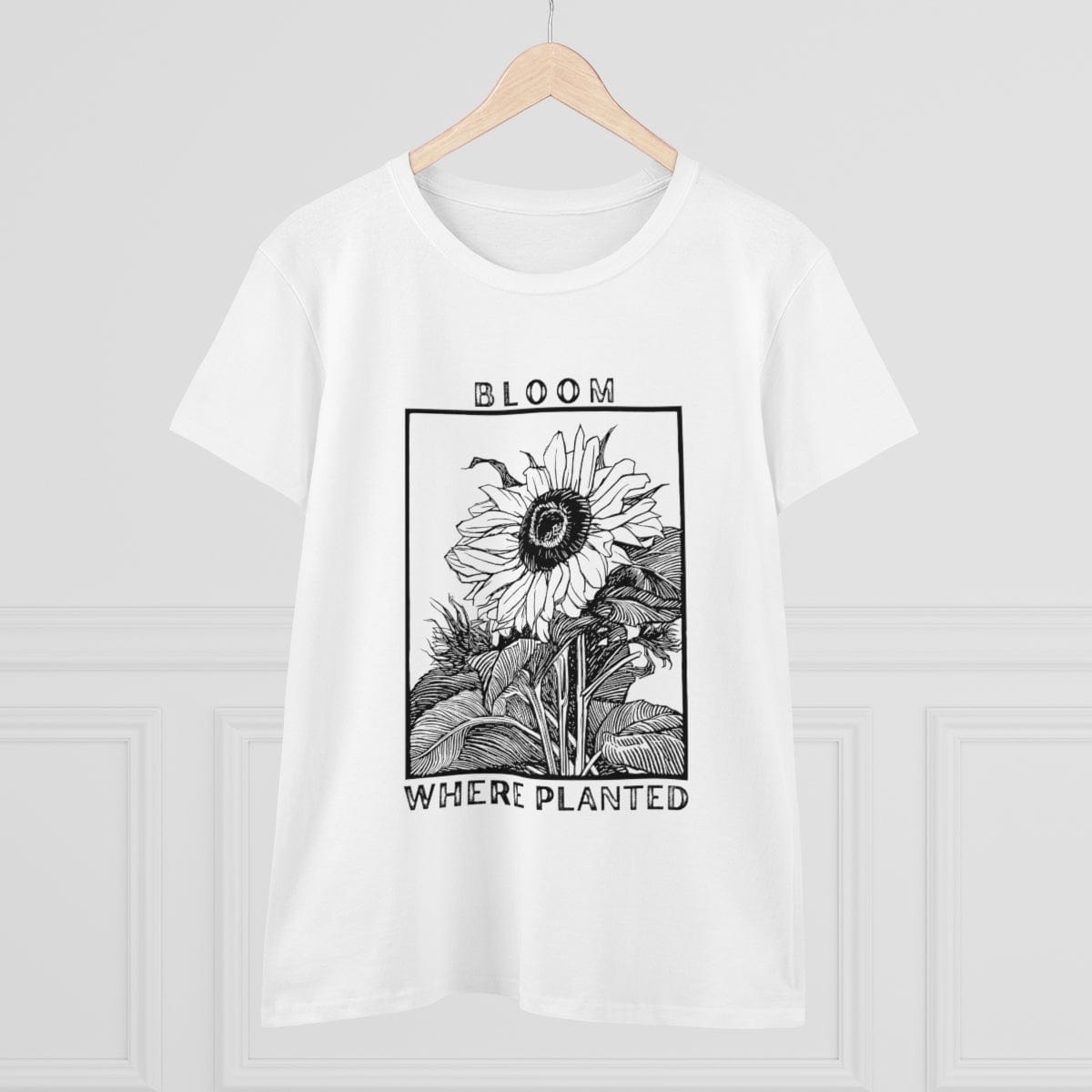 Printify T-Shirt Women's Midweight Cotton Tee