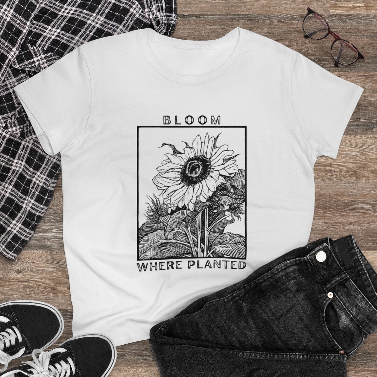 Printify T-Shirt Women's Midweight Cotton Tee