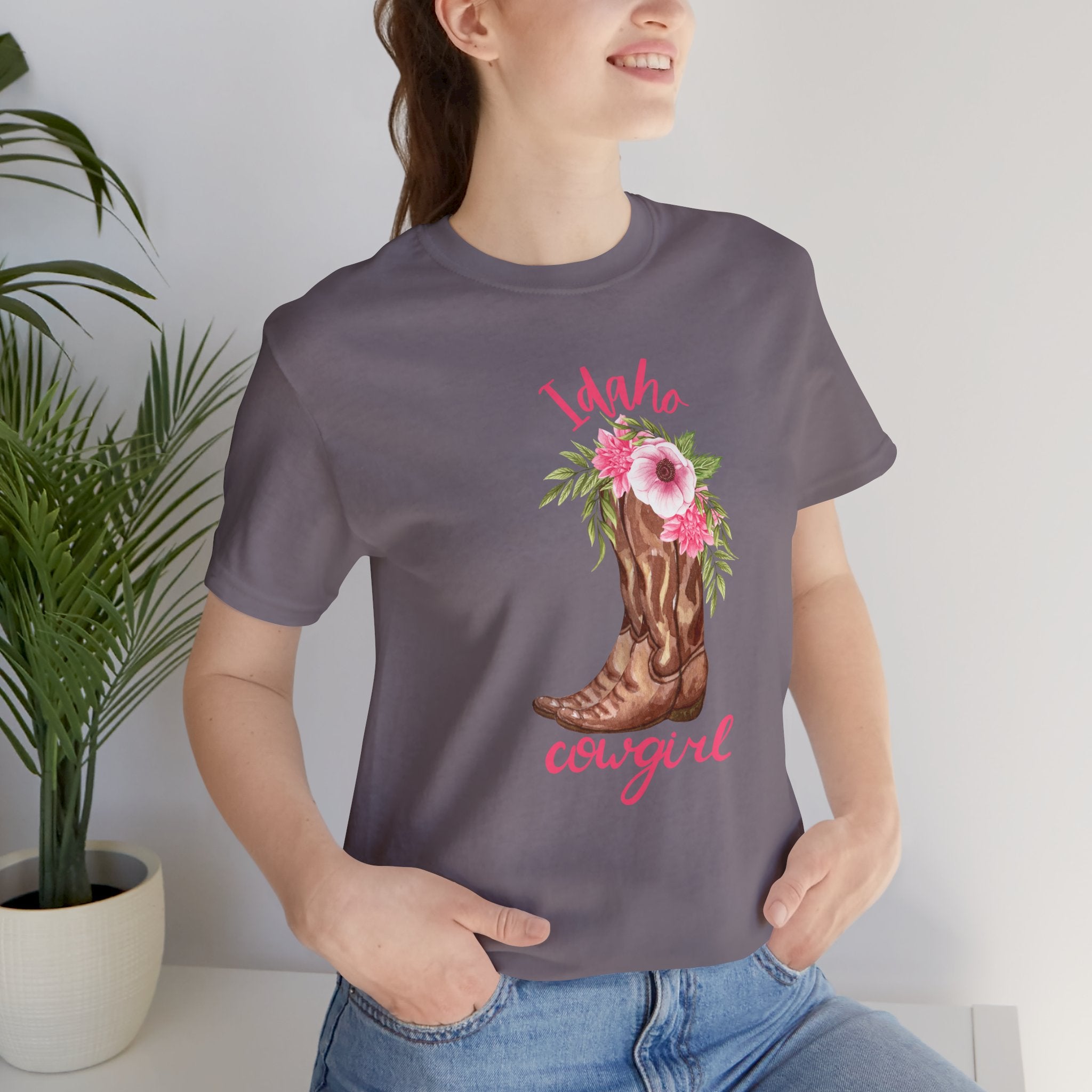 Idaho Cowgirl Graphic Tee | Stylish Unisex Short Sleeve Shirt for Western Lovers