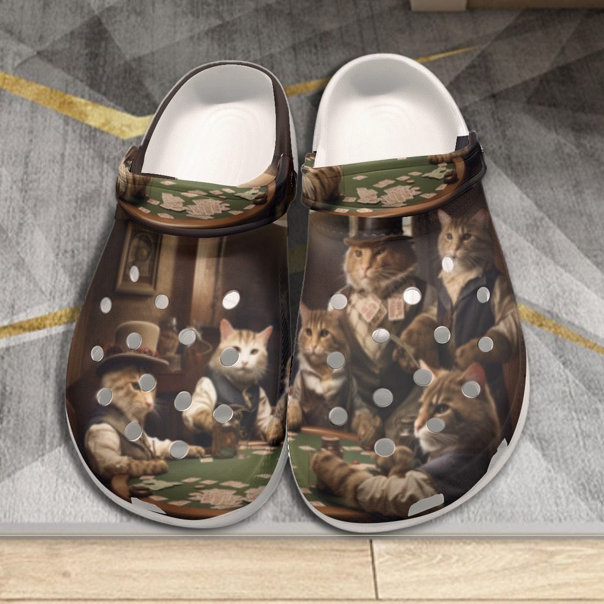 Yoycol White / US4(EUR36) Cats Playing Poker -  Print Men's Classic Clogs