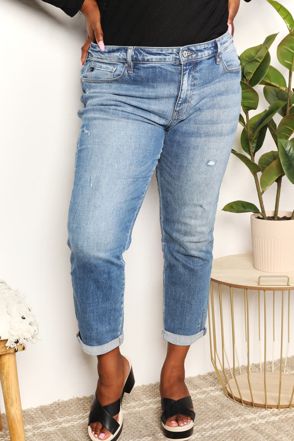 Trendsi Medium / 0(23) Kancan Full Size Mid Rise Slim Boyfriend Jeans
