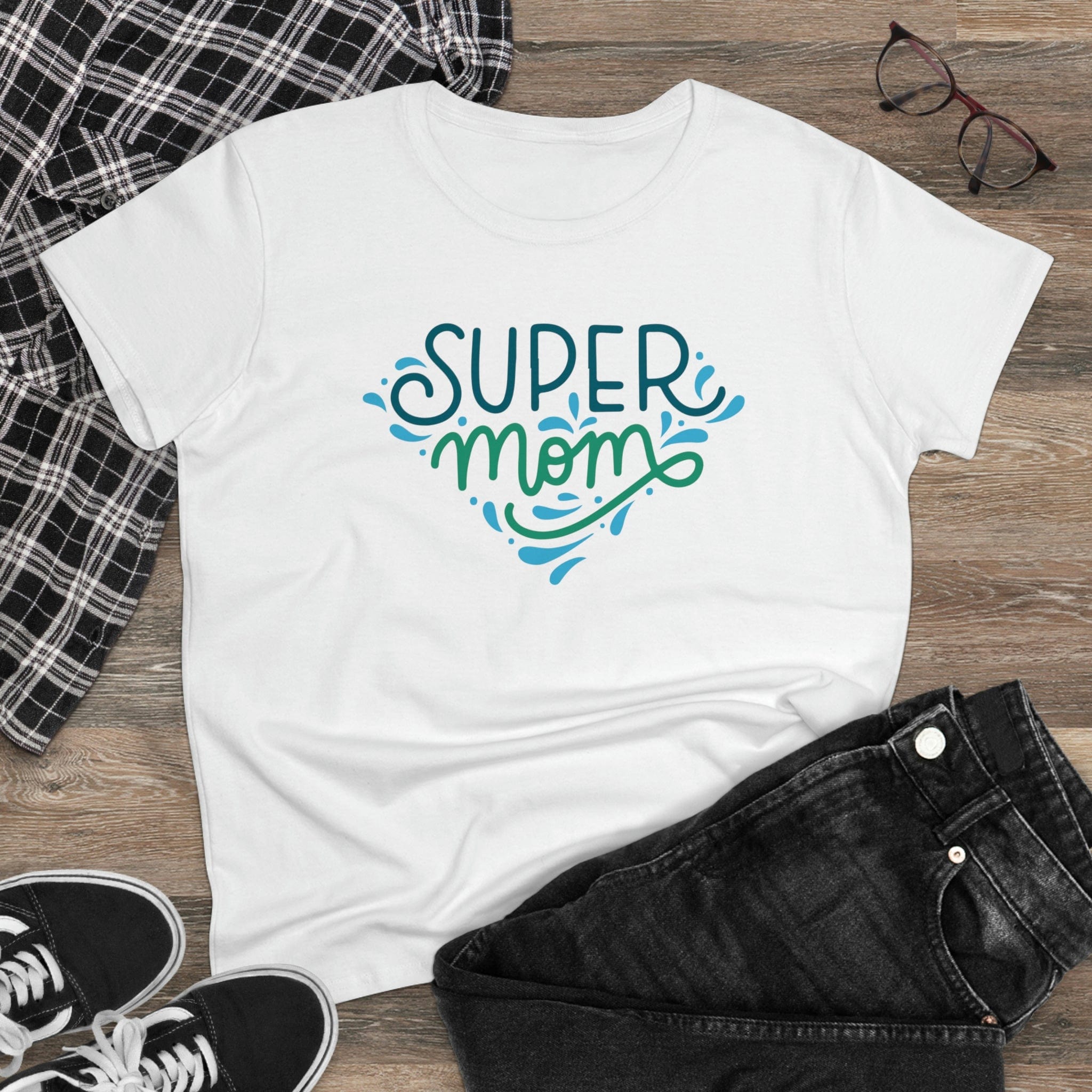 Printify T-Shirt White / S Super Mom - Women's Midweight Cotton Tee