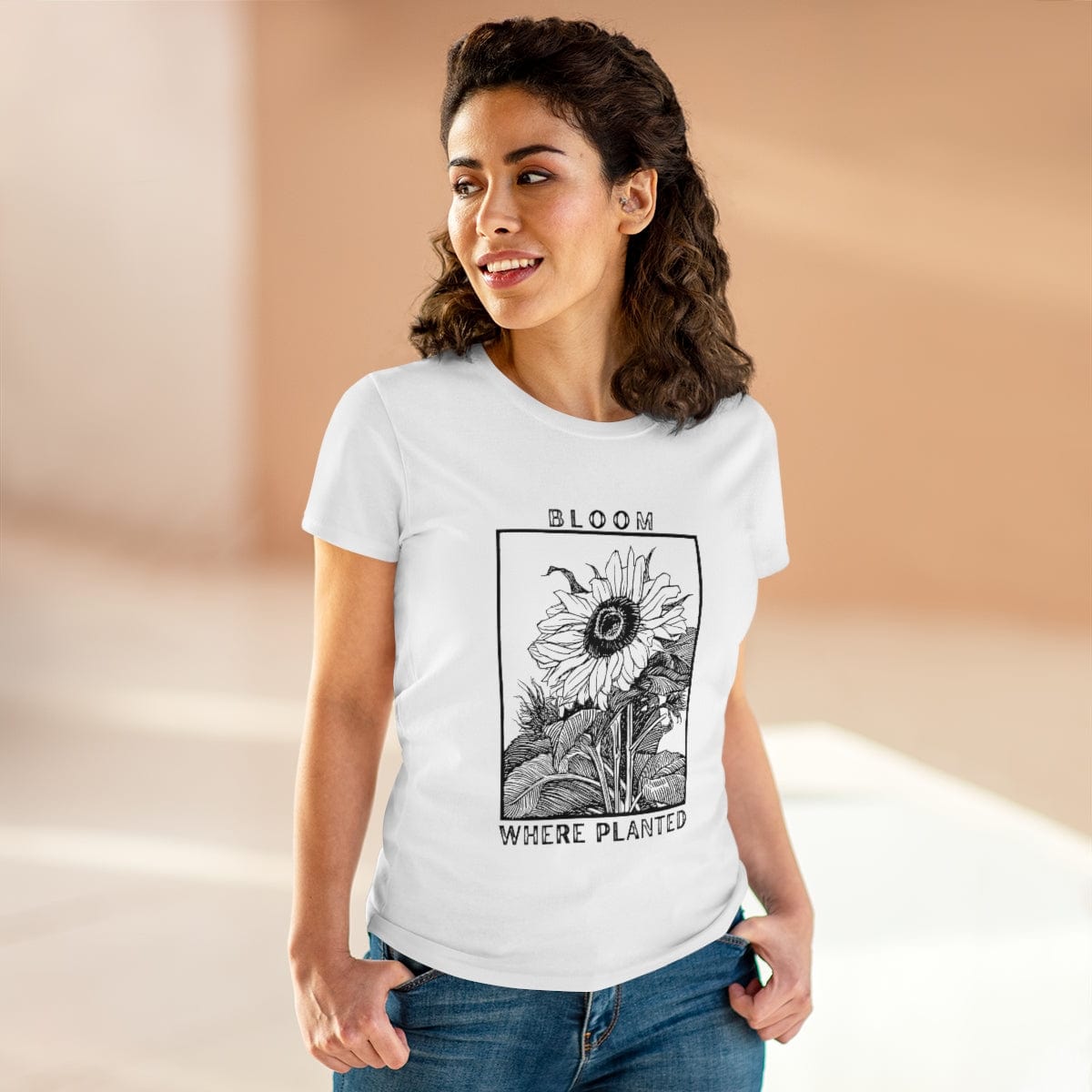 Printify T-Shirt Women's Midweight Cotton Tee